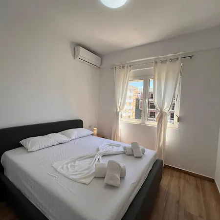 Expansive By Tok Apartment *