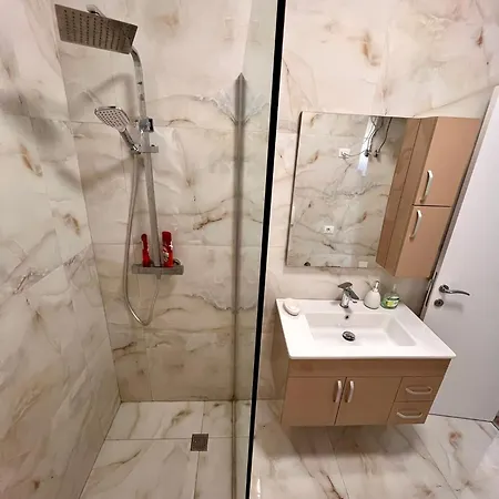 Apartment Expansive By Tok Golem (Tirana)