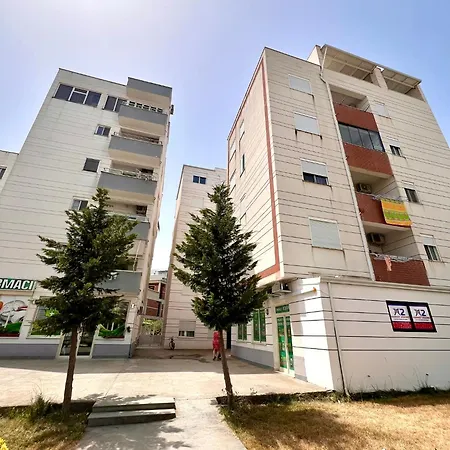 Apartment Expansive By Tok *